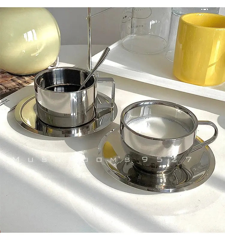 Tasse et Soucoupe en Acier Inoxydable | Tokko Studio.