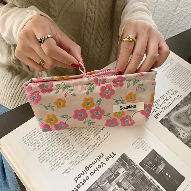 Trousse à Maquillage Fleurie | Tokko Studio.