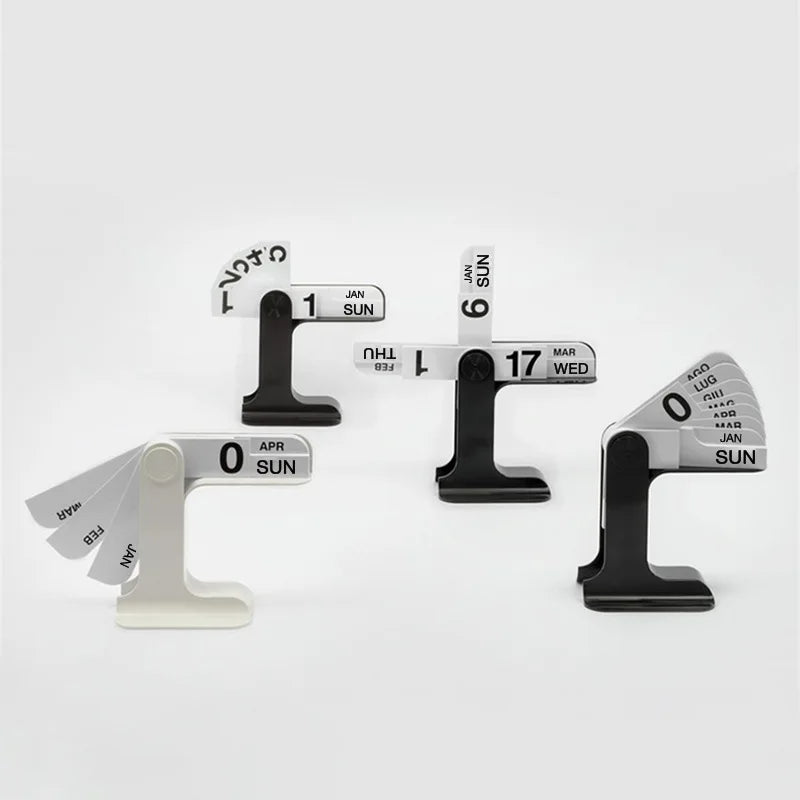 Calendrier de Bureau | Tokko Studio.