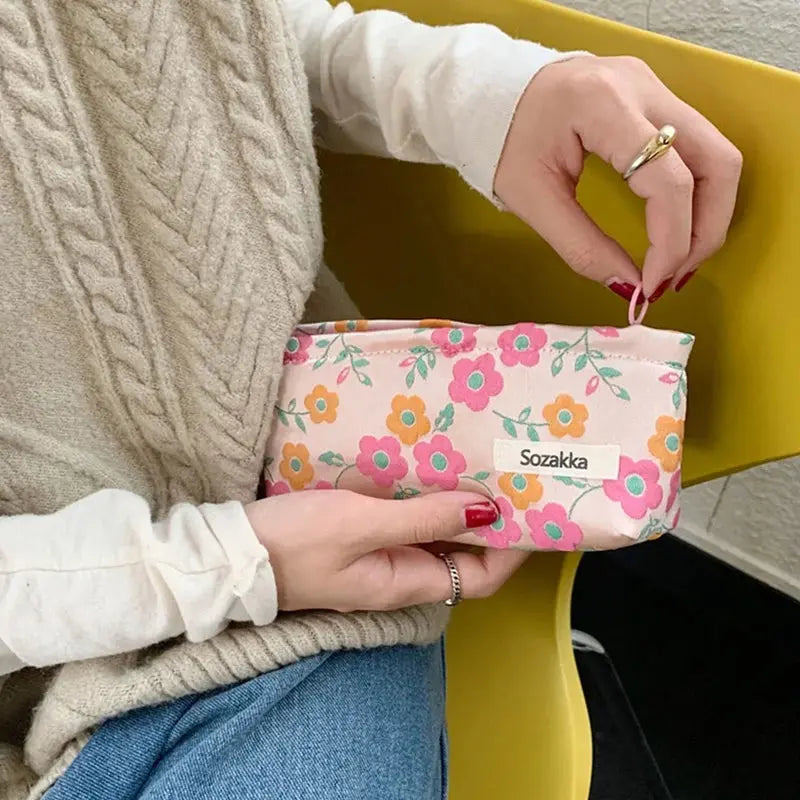 Trousse à Maquillage Fleurie | Tokko Studio.