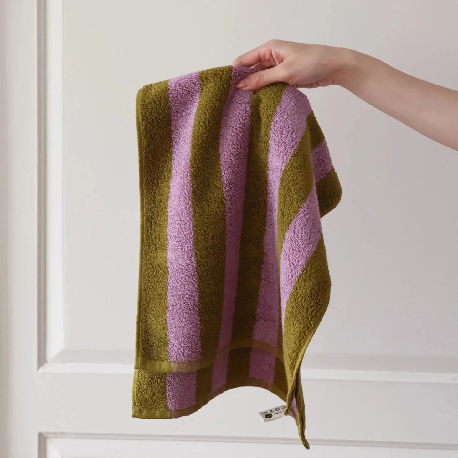 Serviette de Bain Rayée | Tokko Studio.