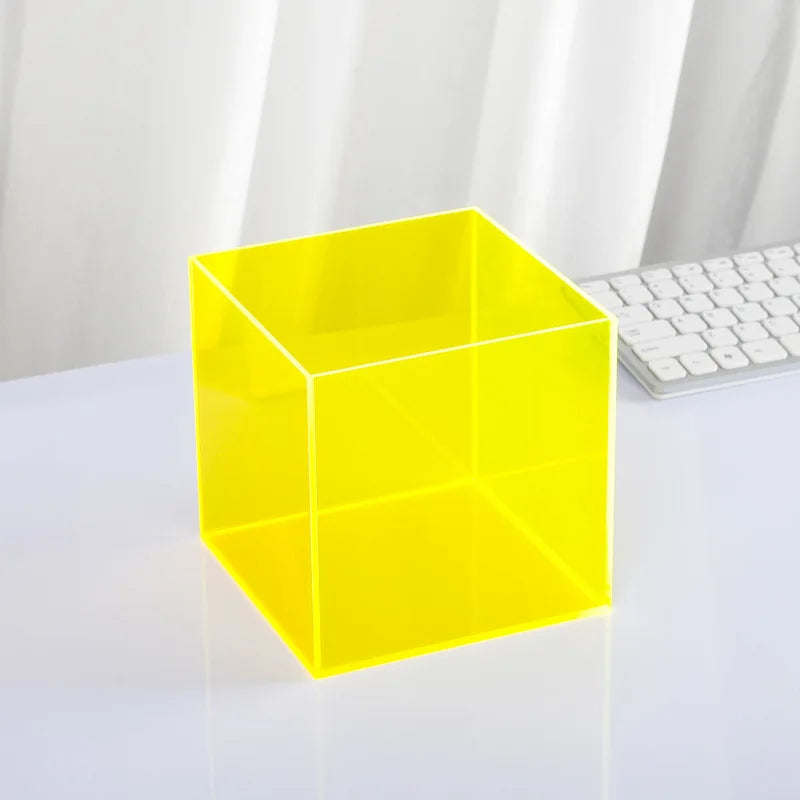 Présentoir Cube en Acrylique | Tokko Studio.