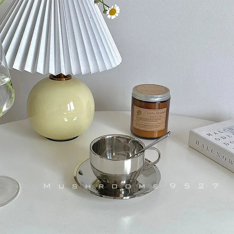 Tasse et Soucoupe en Acier Inoxydable | Tokko Studio.