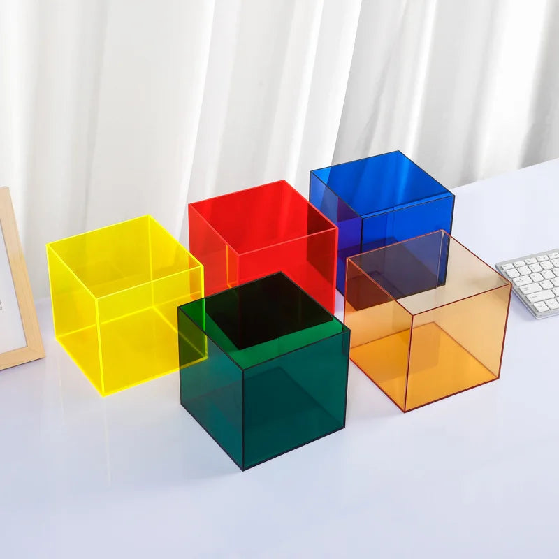 Présentoir Cube en Acrylique | Tokko Studio.