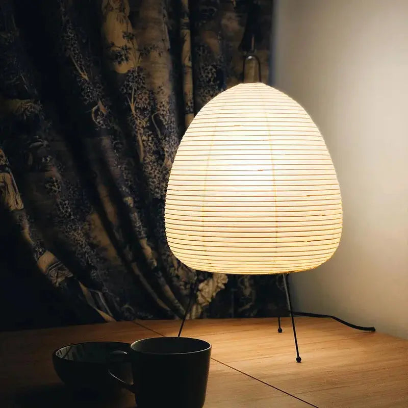 Lampadaire Tripode en Papier de Riz Japonais |  Tokko Studio.