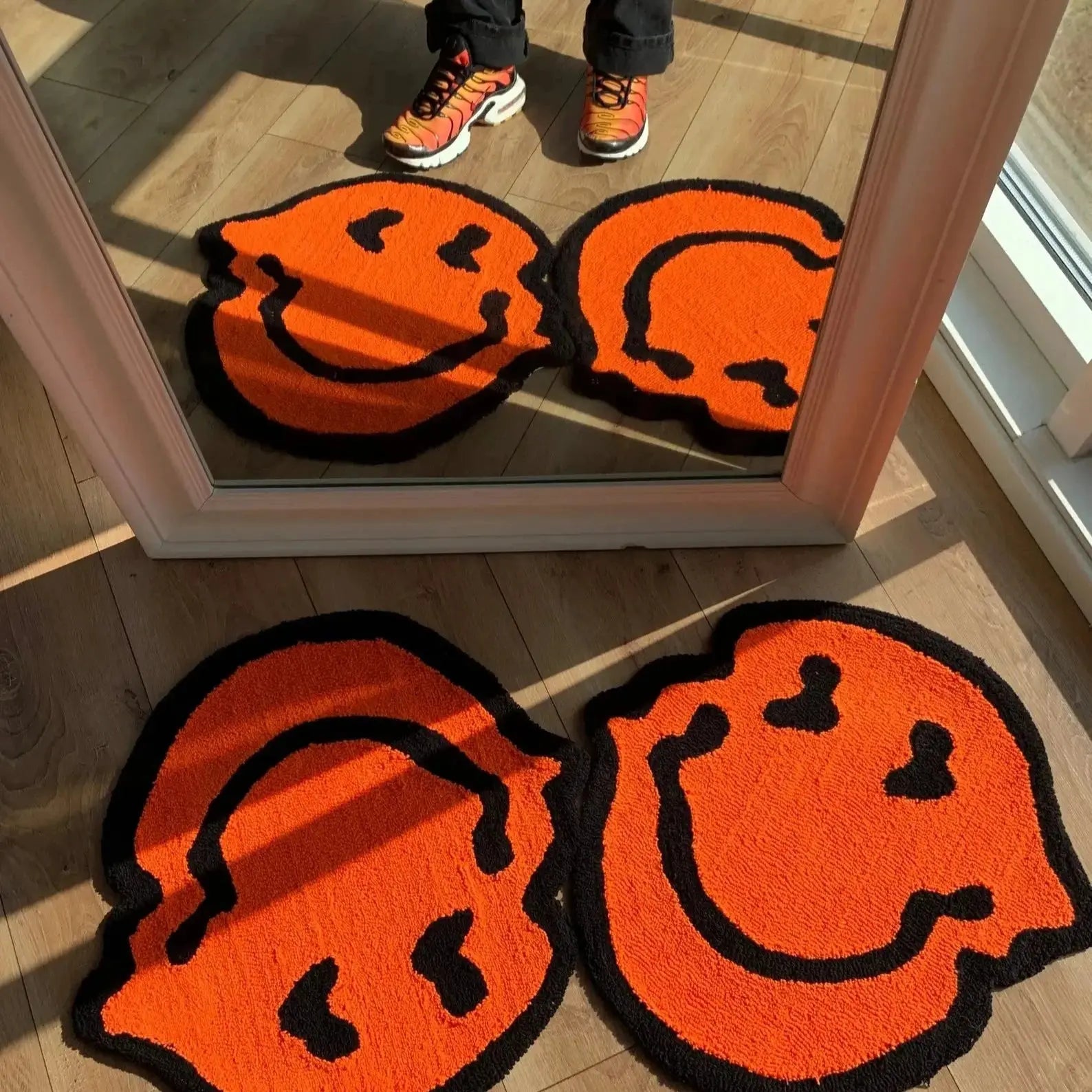 Tapis Smiley |  Tokko Studio.