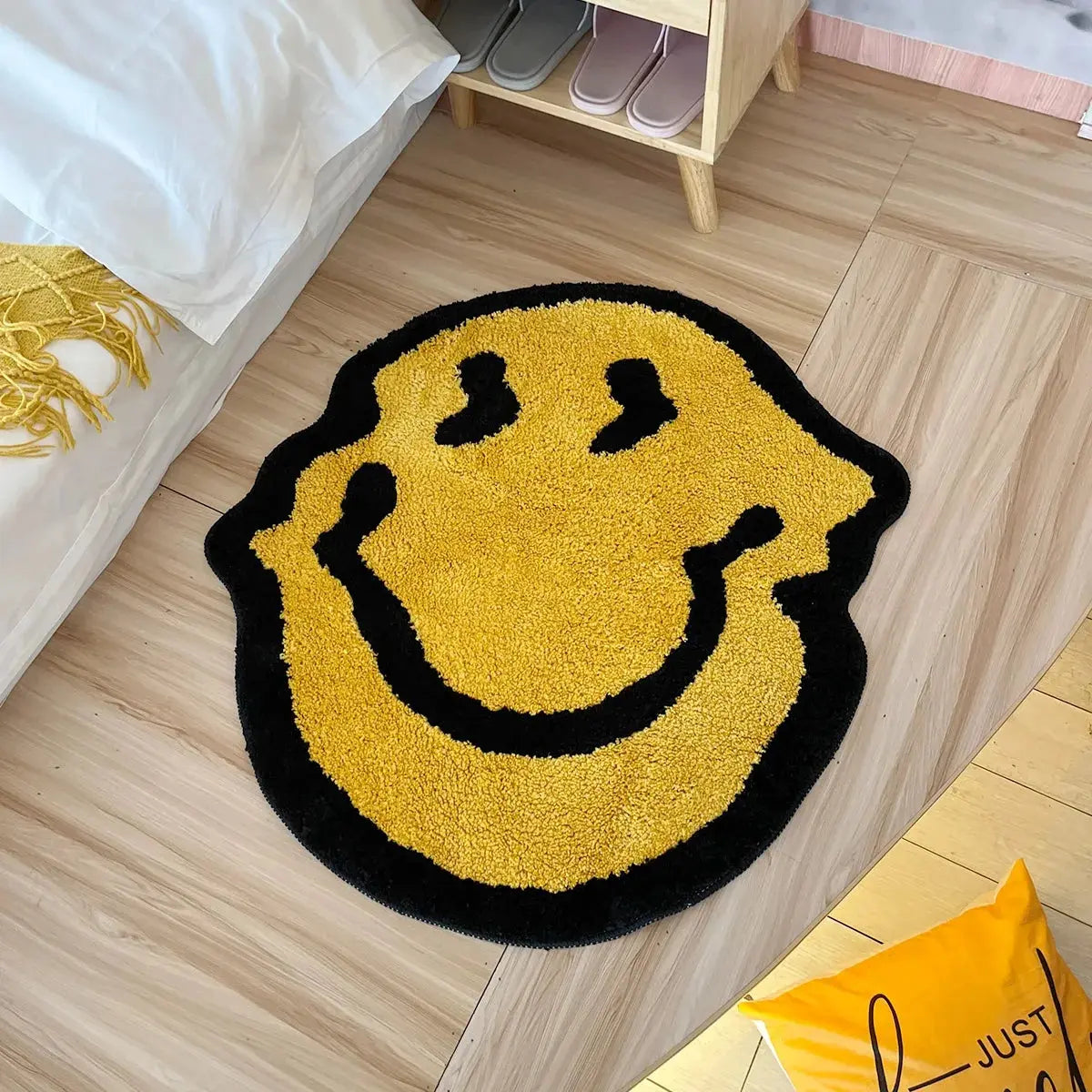 Tapis Smiley |  Tokko Studio.