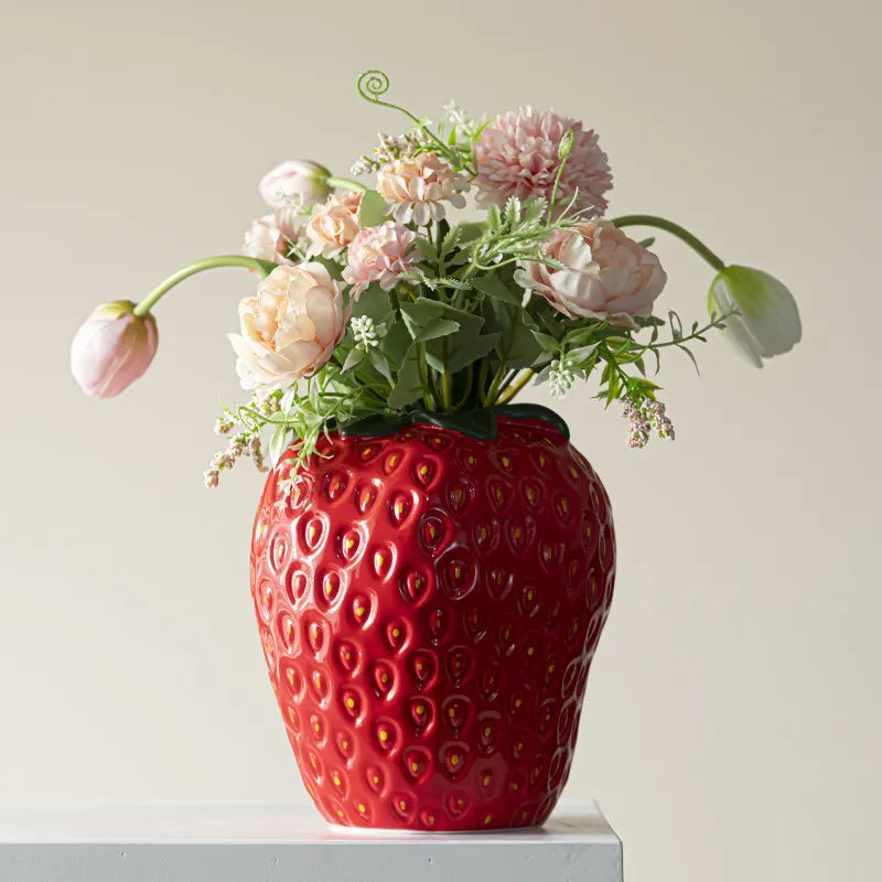 Vase Fraise |  Tokko Studio.