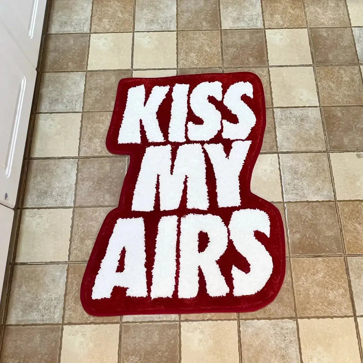 Tapis Rouge Kiss My Airs |  Tokko Studio.