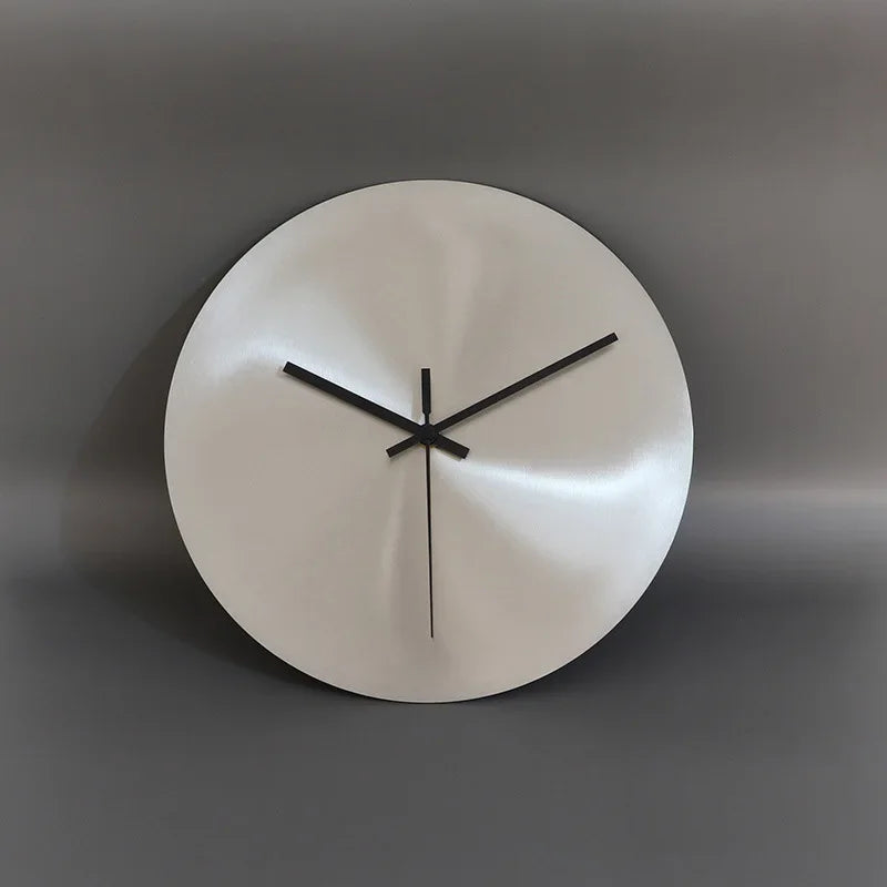 Horloge Murale Inox - Tokko Studio |  Tokko Studio.