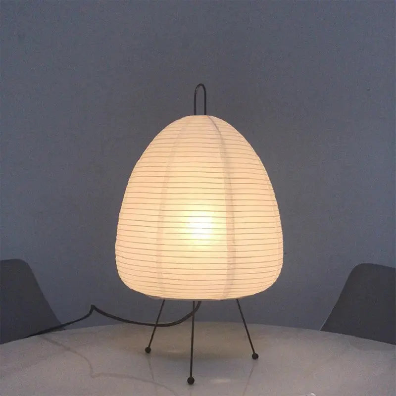 Lampadaire Tripode en Papier de Riz Japonais |  Tokko Studio.