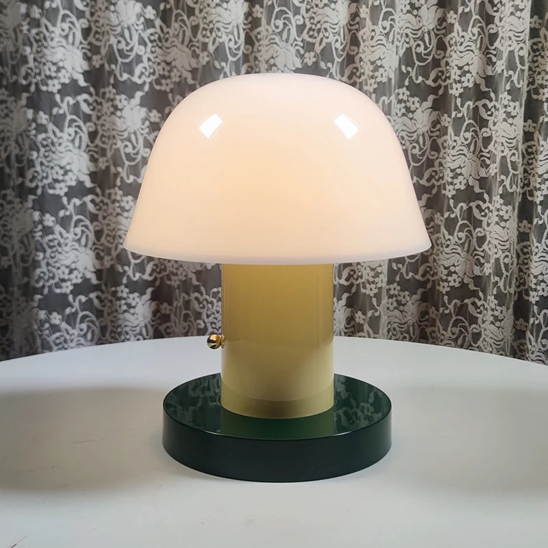 Lampe Champignon - Monna Suzi |  Tokko Studio.