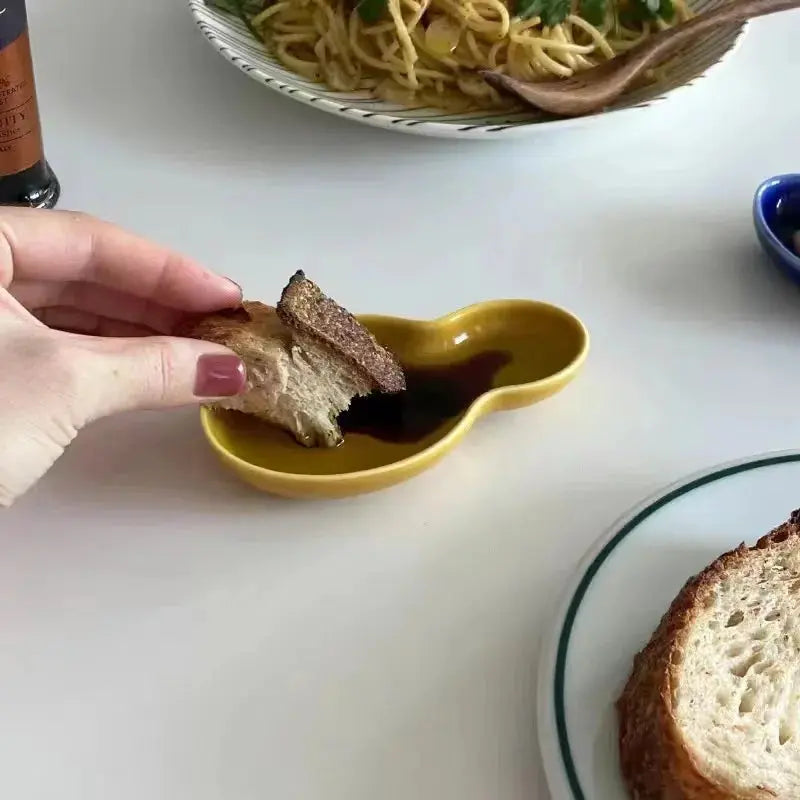 Assiette en Céramique à Fleurs Irregulière |  Tokko Studio.